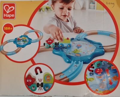 HAPE treinbaan met vissen