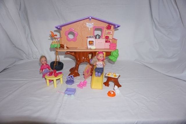 Barbie Shelly boomhuis